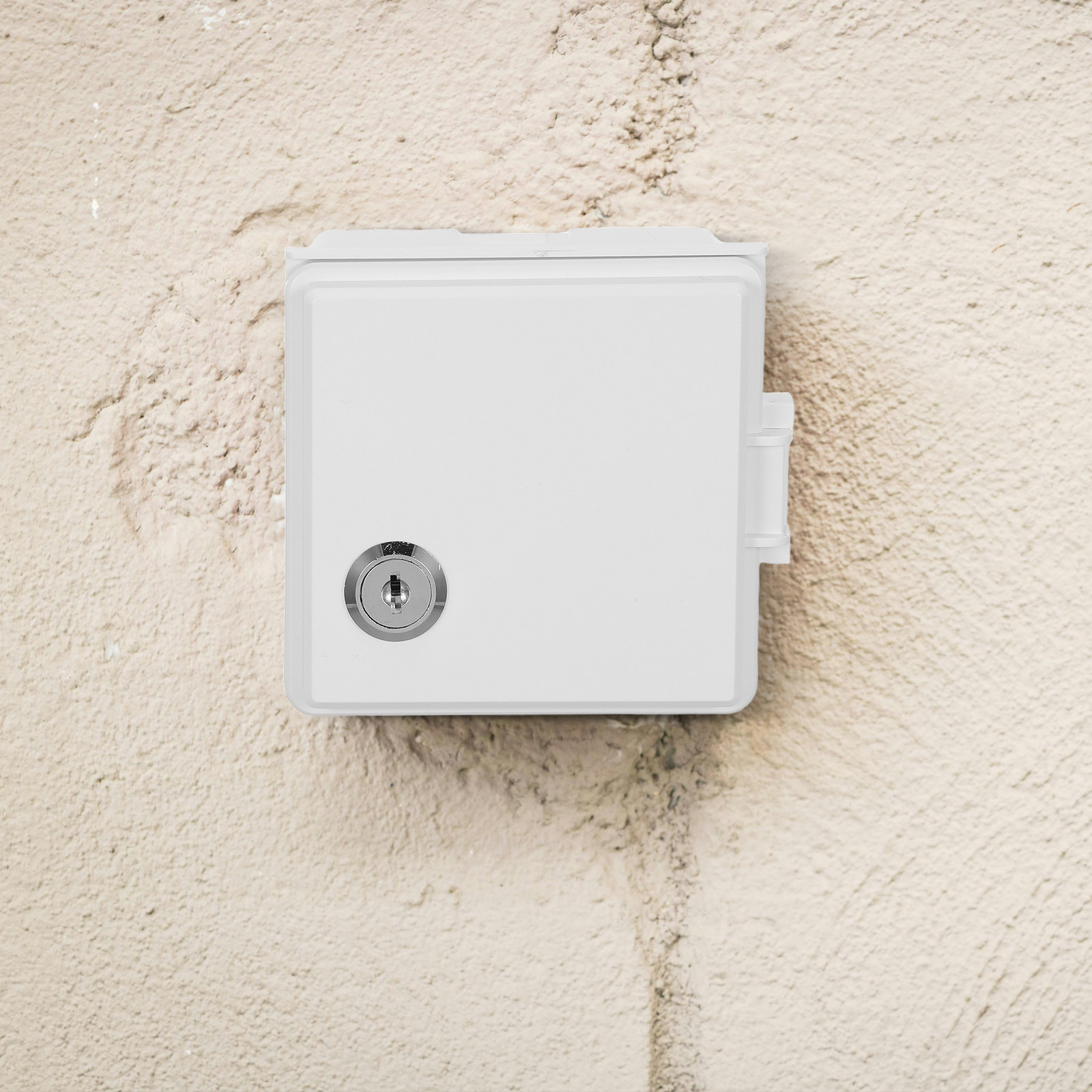 Wodoodporna osłona gniazdka z  – Outdoor Power Outlet recenzja i cena