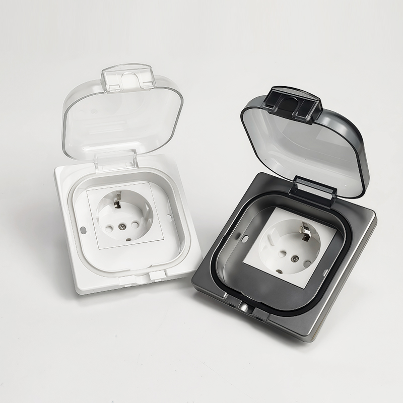 Wodoodporne gniazdo zewnętrzne – Outdoor Power Outlet recenzja i cena